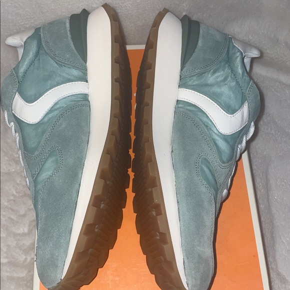 NWT VOILE BLANCHE PARIS Race Sneaker in Sage-Off White - Picture 12 of 13